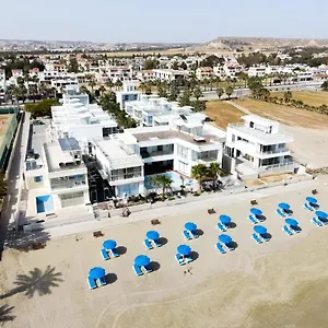 Touch Blue Residences Вилла
